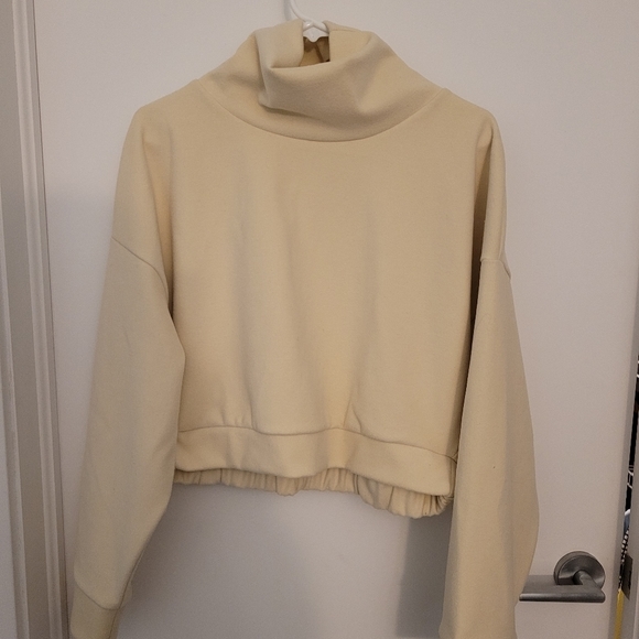 NWOT - Oak + Fort beige weater - Picture 2 of 2